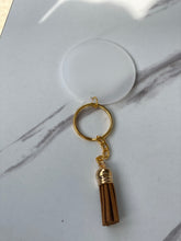 Load image into Gallery viewer, GOLD KEYCHAIN AND TASSEL